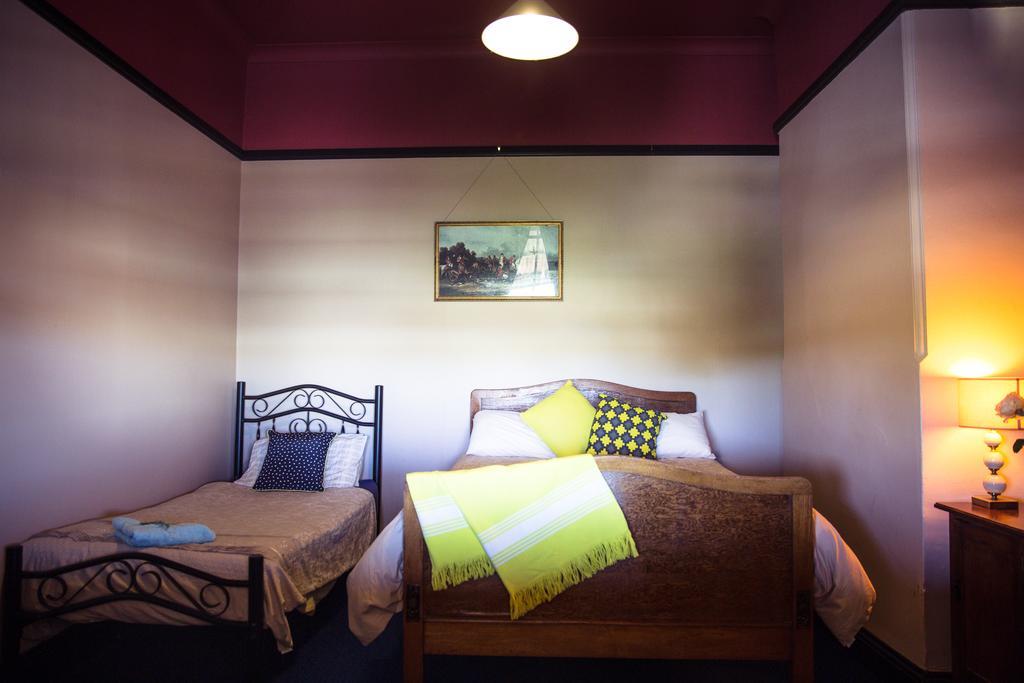 Boorowa Hotel Luaran gambar