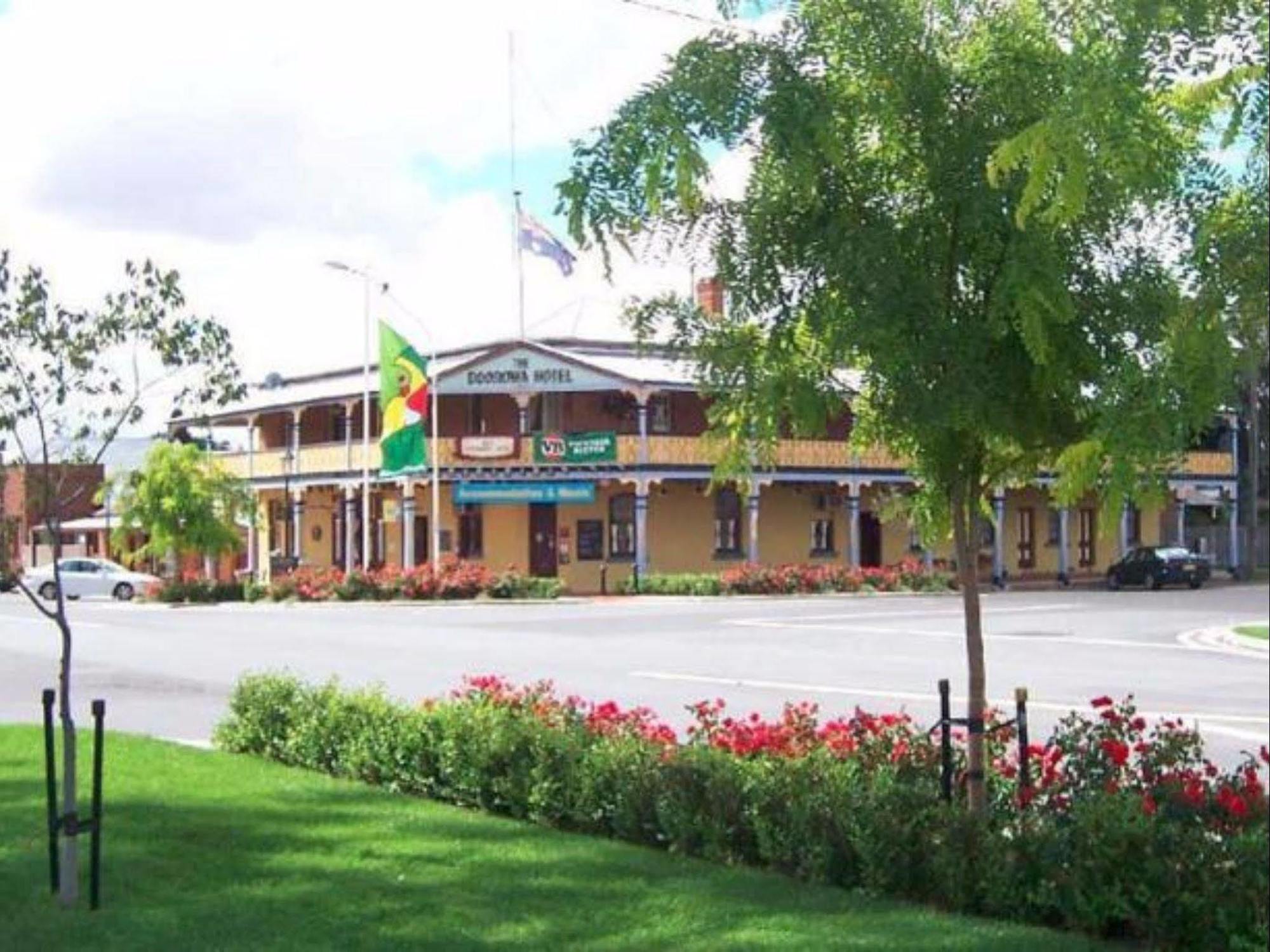 Boorowa Hotel Luaran gambar